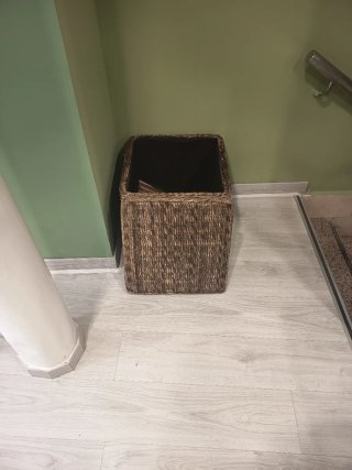Cajón de mimbre/ratán con tapa
