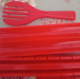 Kit para hacer sushi - Rojo y Bambú de marca Aya.