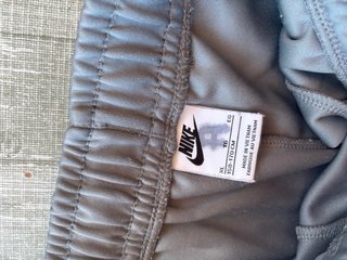 Conjunto Nike Gris Largo