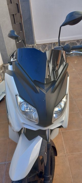 Yamaha XMAX 250cc Scooter