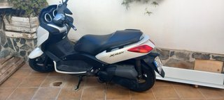 Yamaha XMAX 250cc Scooter