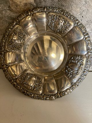 Set di stoviglie con finitura argentata