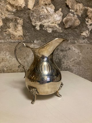 Set di stoviglie con finitura argentata