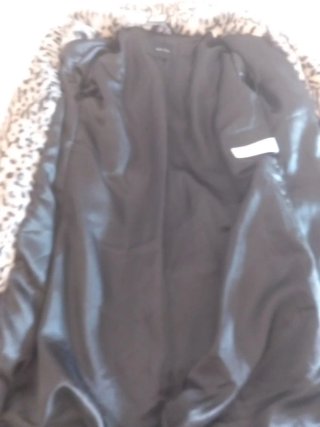 Abrigo estampado New Look Talla M