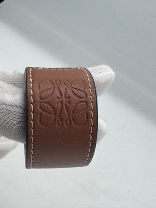 Pulsera Loewe Cuero Marrón Anagram