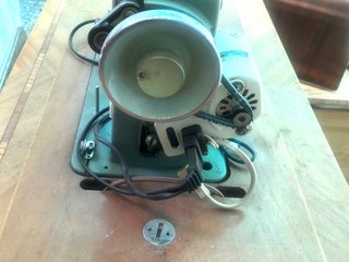 Máquina de Coser Alfa Antigua