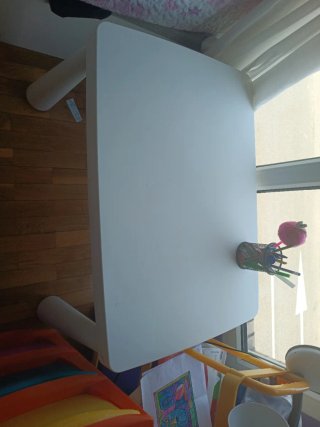 Sillas y mesa Mammut IKEA