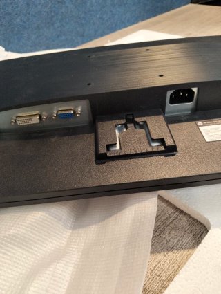 Monitor HP 22y 21.5" LED FullHD