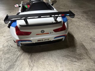 Coche eléctrico BMW M6 GT3 niños