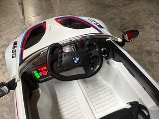 Coche eléctrico BMW M6 GT3 niños