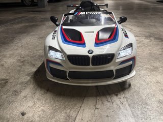 Coche eléctrico BMW M6 GT3 niños
