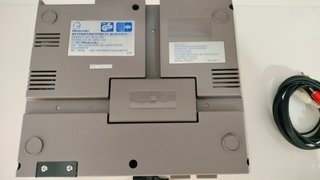 Nintendo NES PAL + EverDrive N8 + 2 mandos