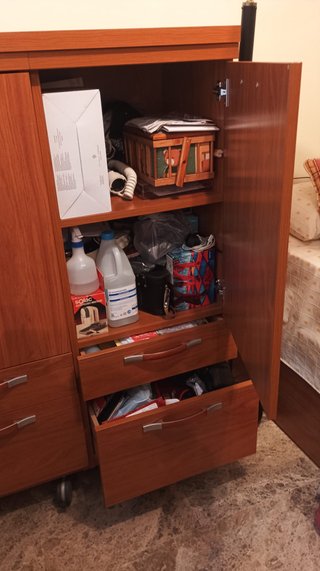 Armario Mueble Madera con Ruedas