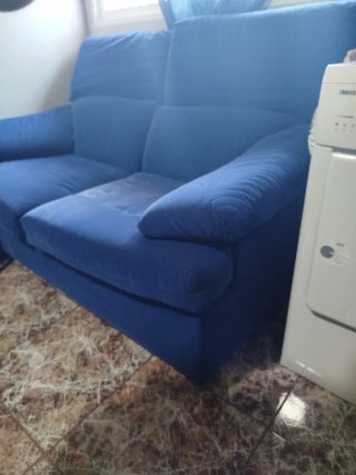 Sofá azul 2 plazas