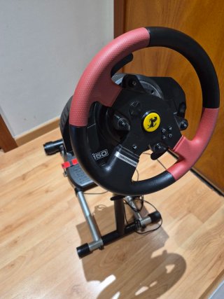 Volante Thrustmaster T150 + wheel stand pro