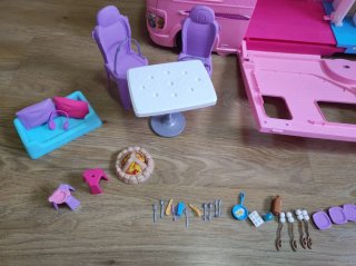 Caravana Barbie Rosa + Avión