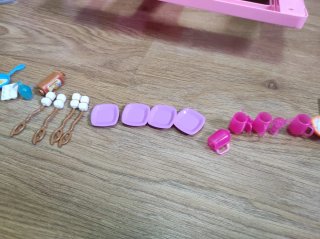 Caravana Barbie Rosa + Avión