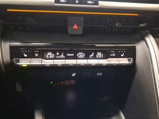 Toyota C-HR GR Sport Plug-in Hybrid 220