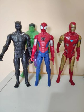 Figuras Superhéroes Marvel (4 piezas)
