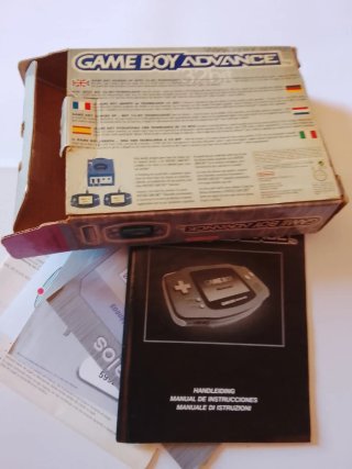Caja Original Game Boy Advance + Manual