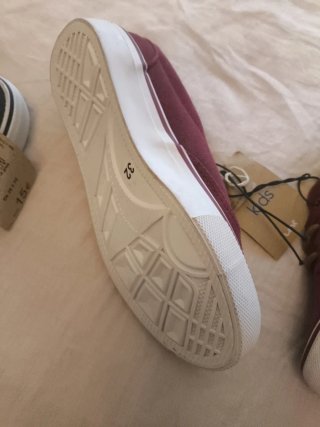 Zapatillas niño cordones burdeos talla 32