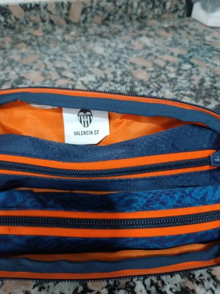 Estuche Valencia CF