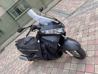 Suzuki Burgman Negra Automática 200 cc
