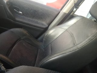 Renault Laguna 2003 en buen estado en general