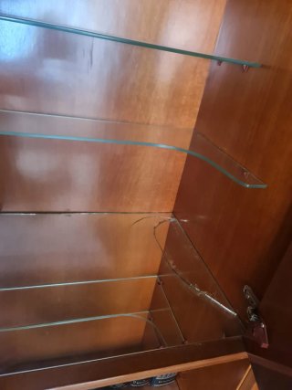 Mueble de salón/comedor madera y cristal