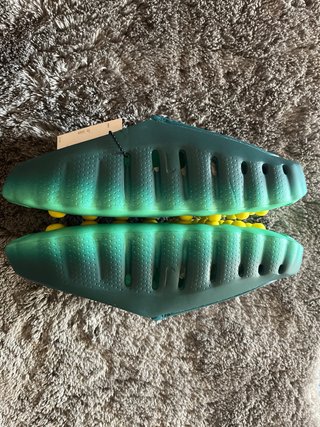 Nike Mind 001