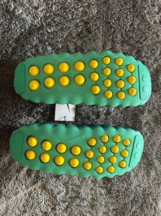 Nike Mind 001