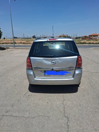 Opel Zafira 2005