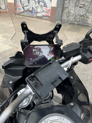 BMW F900XR Triple Black (Full Equip - Todos Packs)