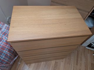 Cómoda 4 cajones Ikea madera
