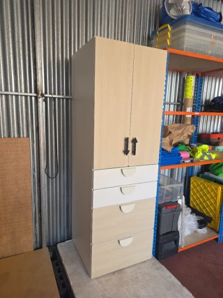 Armario Ikea Beige y Blanco