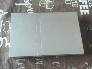 PlayStation 2 Slim Plata - Sin Accesorios