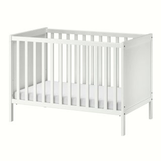 Cuna SUNDVIK IKEA con colchón y cubrecolchon