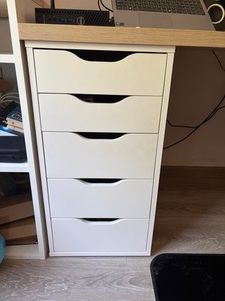 Mesa escritorio IKEA LAGKAPTEN con cajoneras ALEX