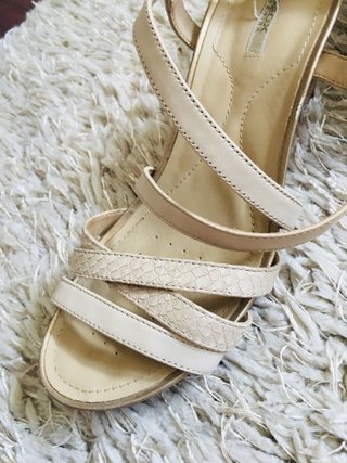 Sandalias Geox Cuña Beige Talla 40