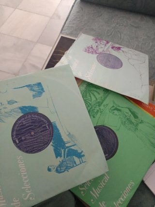 Lote de Discos Musicales Variados