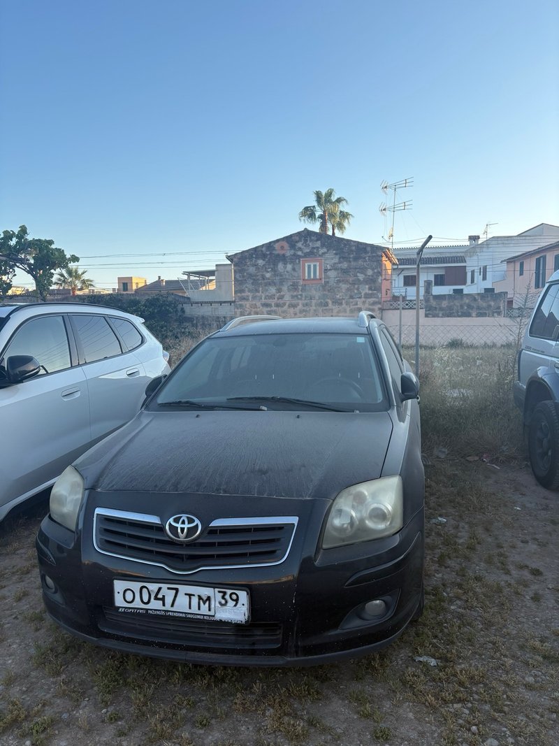Toyota Avensis 2008 - foto 1