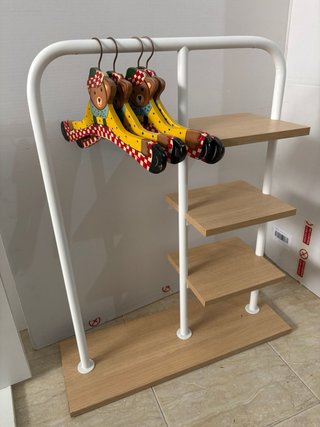 Perchero Infantil con Estantería y 4 Perchas