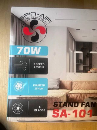 Ventilador de Pie 70W 25,4cm 3 Velocidades