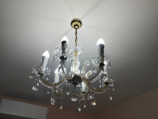 Lampara cristal,alumbrado velas, bien consevada