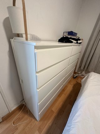 Cómoda IKEA 6 cajones blanca. Buen estado.