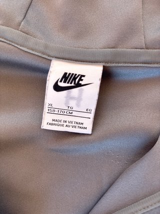 Chándal Nike Gris con Capucha