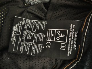 Pantalones vaqueros oscuros para moto. Talla 30-32