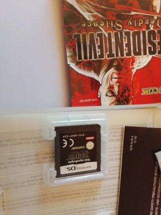 Resident Evil Deadly Silence Nintendo DS