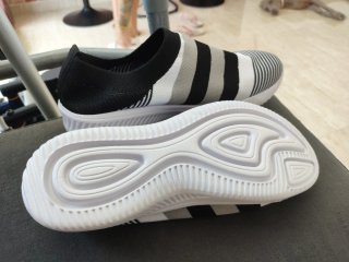 Zapatillas deportivas a rayas