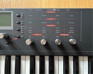 Waldorf Blofeld Keyboard Sintetizador